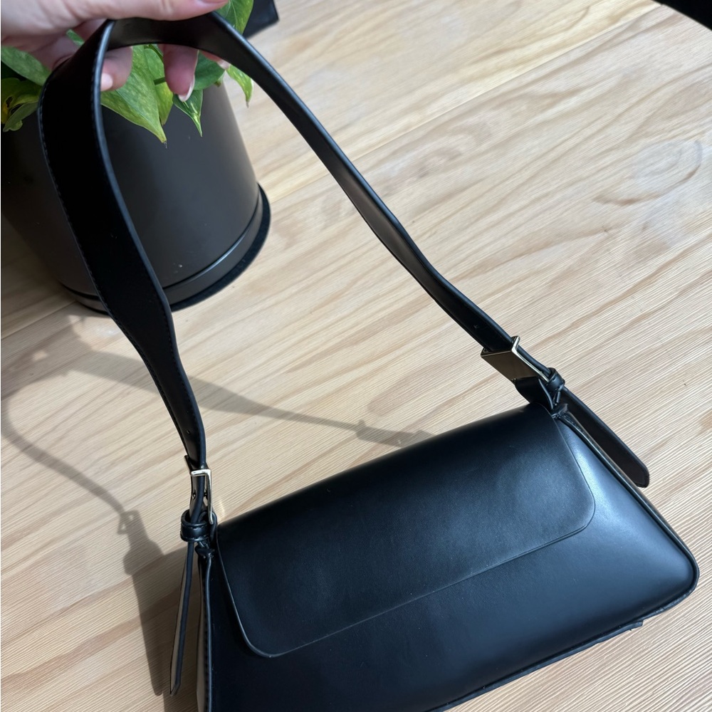 Zara Black Minimalist Shoulder Bag - Picture 2 of 4